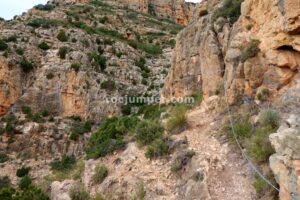 Flanqueo - Vía Ferrata Sierra de Oliva - Caudete - RocJumper