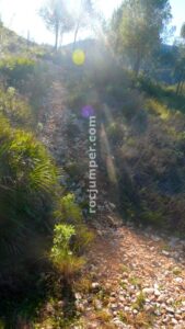 Aproximación - Vía Ferrata L'Aventador - Xàtiva - RocJumper