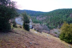 Masía - Torrent de Saltant de Lluis - Malanyeu - RocJumper