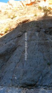 Vertical - Vía Ferrata Fuente del Chorrico - Tous - RocJumper