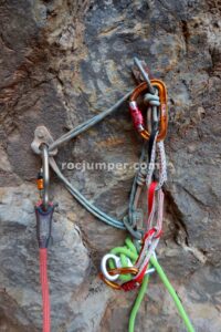 R4 - Torrent del Jou afluente derecho - Sant Corneli - RocJumper