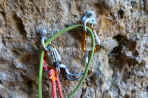 R5 - Torrent de Saltant de Lluis - Malanyeu - RocJumper