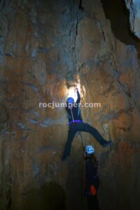 Remontar - Avenc de Can Sadurní - Begues - RocJumper
