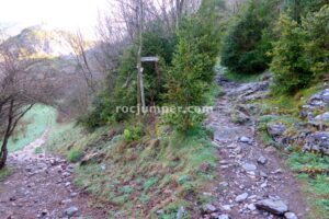 Bifurcación - Vía Ferrata Pared de Isérias - Canfranc-estación - RocJumper