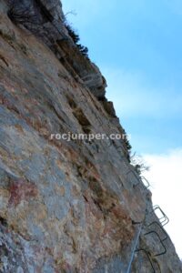 Vertical - Vía Ferrata Pared de Isérias - Canfranc-estación - RocJumper