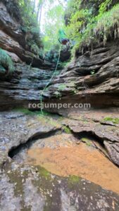 R2 - Torrent de Cal Culestret - Gòsol - RocJumper