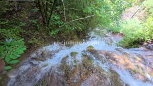 r9 - Torrent de Cal Culestret - Gòsol - RocJumper