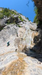 R8 - Barranco Estribiella - Siresa - RocJumper