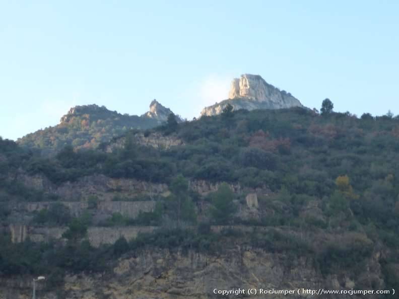 Integral Milú i Tintin al Mont-Roig (V 300 m) (100 Cims) - Avenc Pas del Sastre (Camarasa, Lleida)