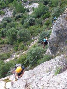 Puente Nepalí 18 m - Vía Ferrata Tossal de les Venes de Rojalons - RocJumper