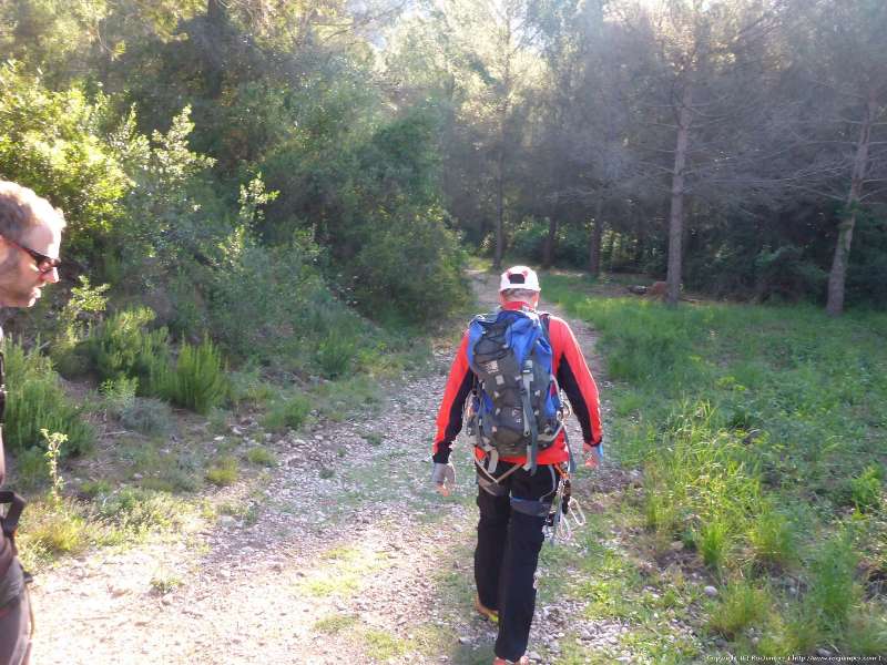 Via Ferrata Canal de las Damas Aproximacion